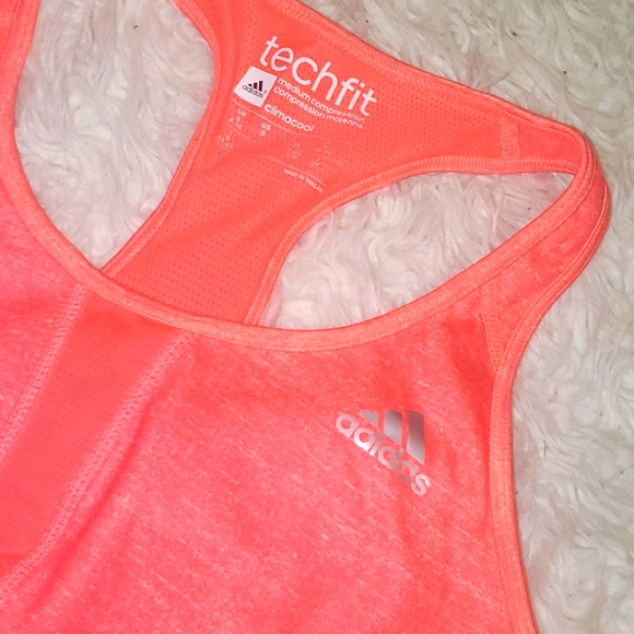 Sports bra - Picture 2 of 2